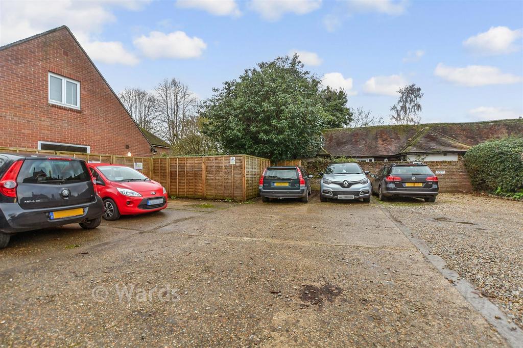 Driveway/Parking