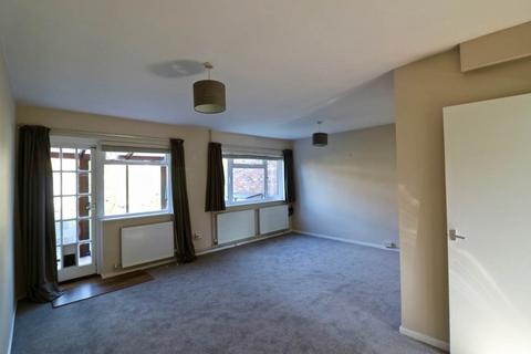3 bedroom terraced house to rent, Scotsdowne Road, Trumpington, CB2