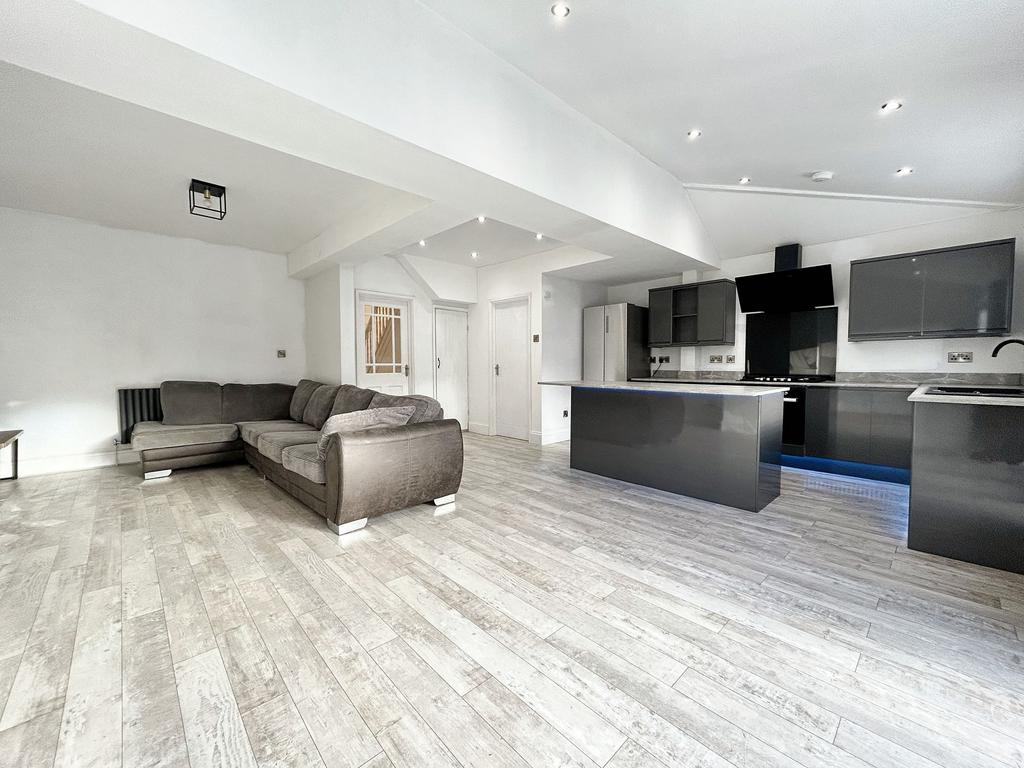 Kitchen/Diner/Family Room
