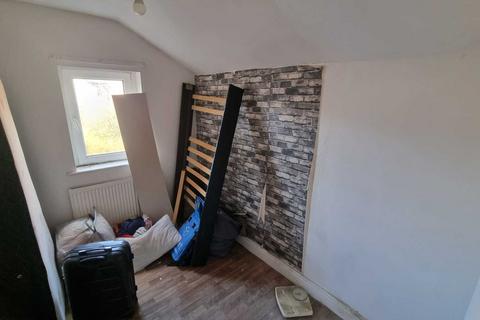 undefined, Leacroft Road, De23