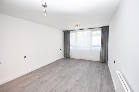 undefined, Otho Court, Brentford Dock