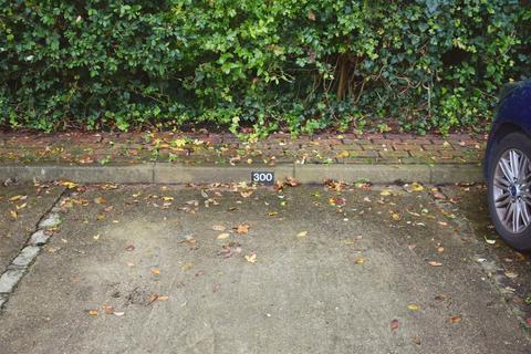 undefined, Otho Court, Brentford Dock