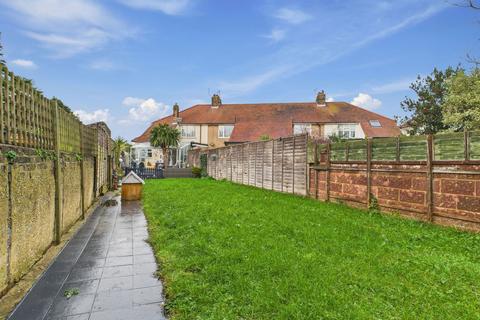 4 bedroom semi-detached house for sale, Normandy Road, Worthing, BN14 7DX
