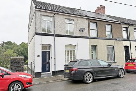 3 bedroom end of terrace house for sale, Tonyrefail, Porth CF39