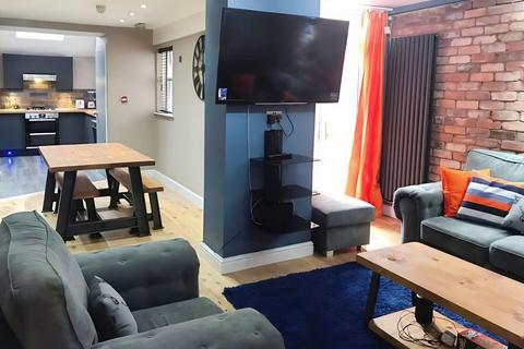 undefined, Moseley Road, Fallowfield, Manchester, Greater Manchester, M14