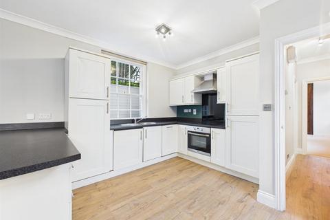 undefined, Gilbert Close, London