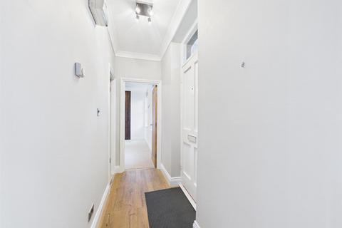 undefined, Gilbert Close, London