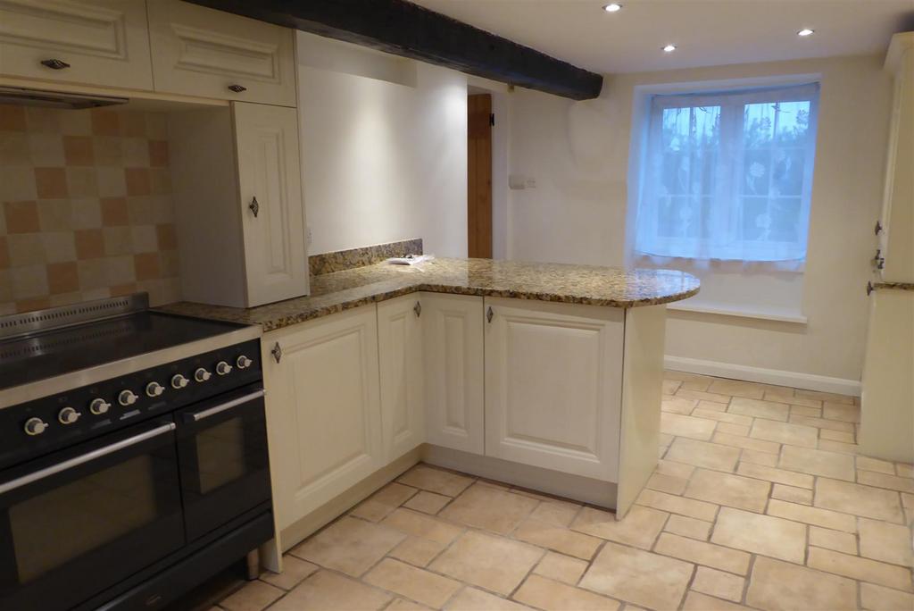 Dining kitchen