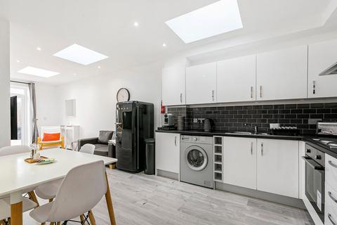 undefined, Highgate Hill, London N19