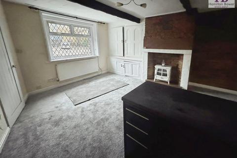 2 bedroom end of terrace house to rent, West Street, Shelf, Halifax