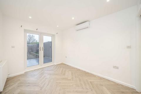 undefined, Park Road, London NW4