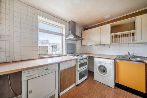 undefined, Garfield Road, London, SW11
