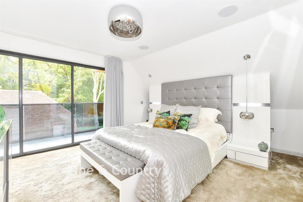Principal Bedroom
