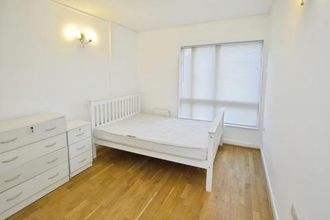 1 bedroom house to rent, John Harrison Way, London