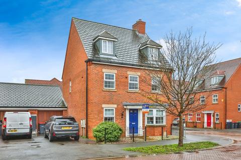 5 bedroom detached house for sale, Hawthorne Avenue, Nottingham NG15
