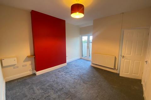 3 bedroom semi-detached house for sale, Buxton Avenue, Crewe