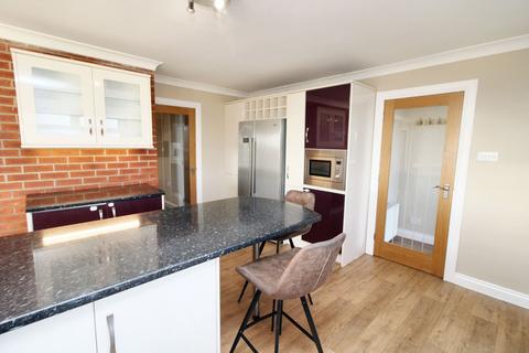 4 bedroom detached bungalow to rent, Kirtlebridge, Lockerbie, DG11