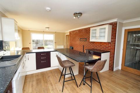 4 bedroom detached bungalow to rent, Kirtlebridge, Lockerbie, DG11