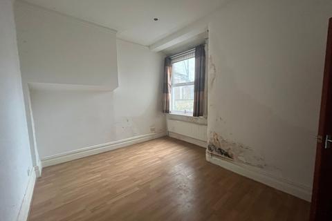 4 bedroom terraced house for sale, Warbreck Drive, Blackpool FY2