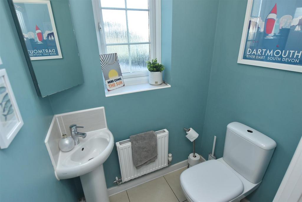 Cloakroom WC