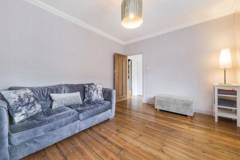 3 bedroom house to rent, Hawkesbury Road, London SW15