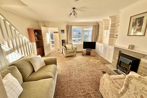 undefined, Murdoch Close, Truro