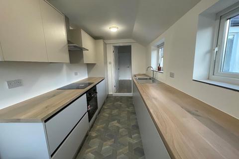 3 bedroom end of terrace house for sale, Kirkham Drive, HULL, HU5 2BT