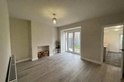 3 bedroom end of terrace house for sale, Kirkham Drive, HULL, HU5 2BT