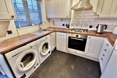 undefined, Quail Avenue, Bradford, BD6