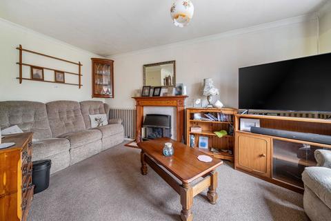 3 bedroom semi-detached house for sale, Britten Road, Basingstoke. RG22 4HR