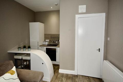 1 bedroom flat to rent, Sandeman Street, Dundee,