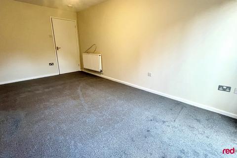 2 bedroom terraced house to rent, Skibereen Close, Pontprennau, Cardiff