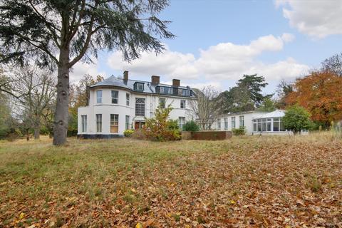 32 bedroom detached house for sale, Darenth Hill, Dartford, Kent, DA2