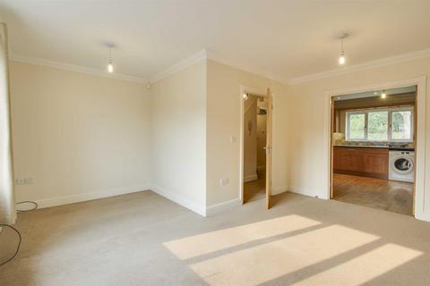 undefined, Kirkwood Grove Medbourne