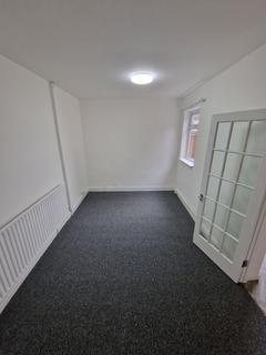 2 bedroom terraced house to rent, Rotherby Avenue, Leicester LE4