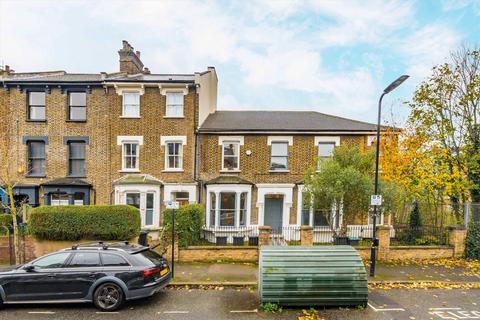 Heyworth Road, London E5