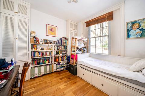 2 bedroom maisonette to rent, Malden Road, Kentish Town, London, NW5