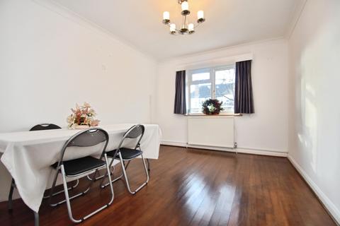 undefined, Hayes Way Beckenham BR3