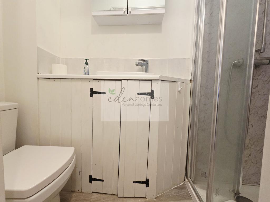 Bathroom.jpeg