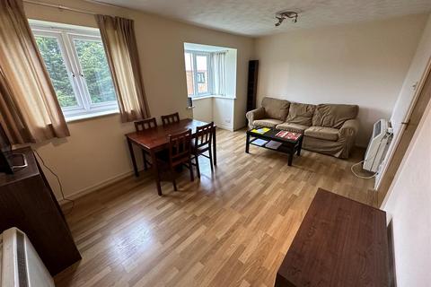 undefined, Moray Close, Edgware