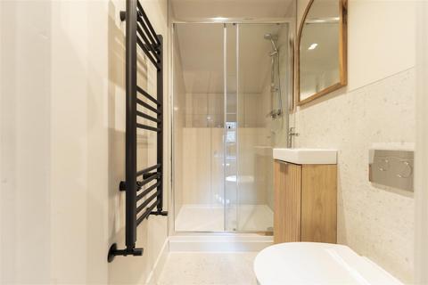 1 bedroom in a house share to rent, 57 Kitchener Road, High Wycombe HP11