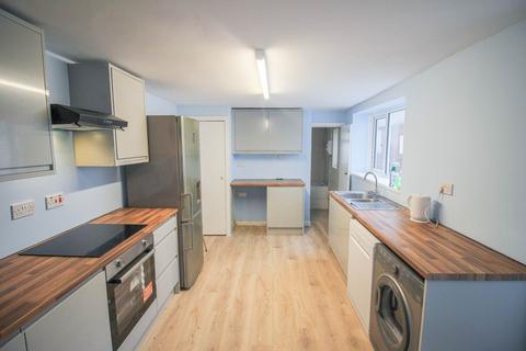 undefined, *Central Location*Close to Sea Front*Large Courtyard Garden*Two Bedrooms*