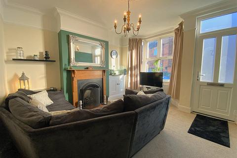 2 bedroom terraced house for sale, St. Peters Street, Syston, Leicester