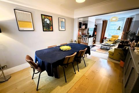 3 bedroom terraced house for sale, Kent Road, Old Town, Swindon, SN1