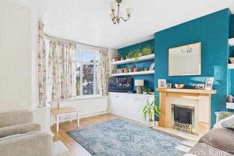 3 bedroom semi-detached house for sale, Lunedale Avenue, North Yorkshire TS5