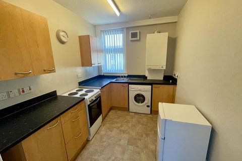 2 bedroom flat to rent, Byron Crescent, Dundee,