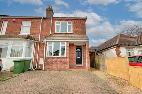 3 bedroom end of terrace house for sale, BITTERNE! 115FT SOUTHERLY ASPECT REAR GARDEN! POPULAR LOCATION!