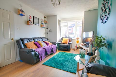 3 bedroom end of terrace house for sale, BITTERNE! 115FT SOUTHERLY ASPECT REAR GARDEN! POPULAR LOCATION!