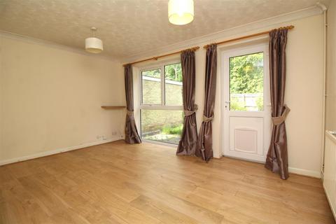 2 bedroom end of terrace house to rent, Juniper Crescent, Longthorpe, Peterborough