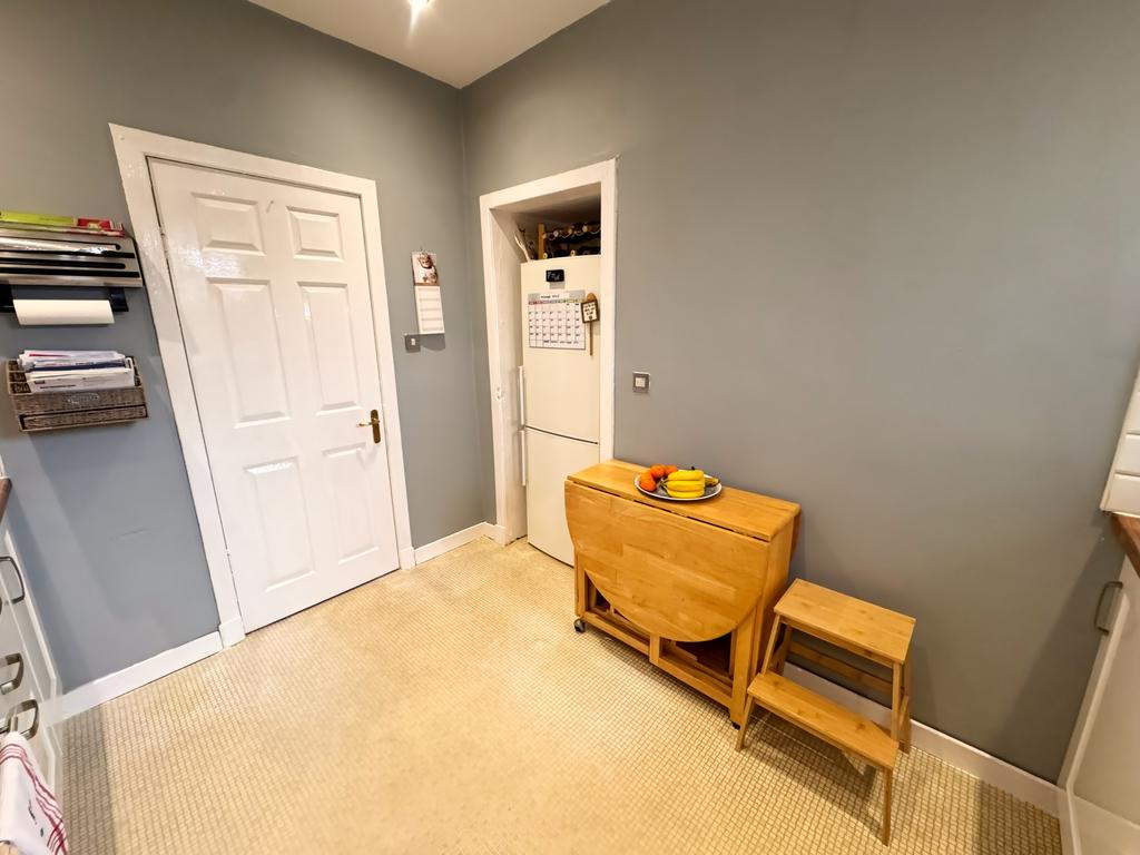 Kitchen 4